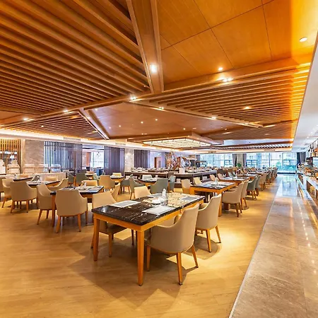 Hamring Hotel 5*